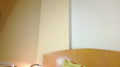 eva   online show from October 17, 1:48 pm