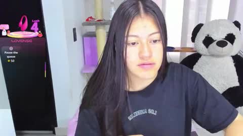 missloren333 online show from November 25, 10:58 am