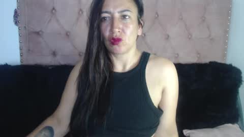 luccy online show from October 7, 11:34 pm