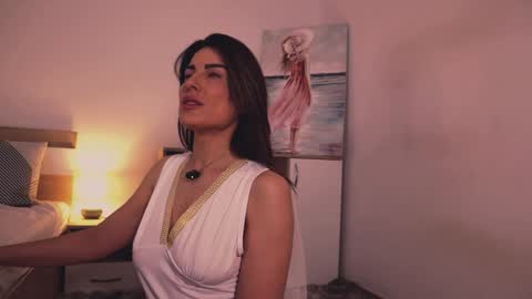 Lullu online show from November 2, 3:01 pm