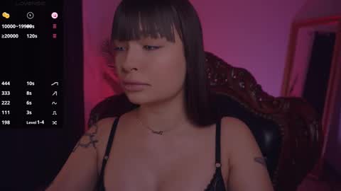 LUXXANDRA online show from February 12, 5:58 am