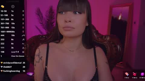 LUXXANDRA online show from March 1, 12:45 pm