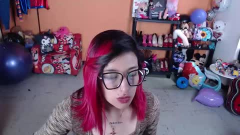 Miss Mia online show from September 27, 5:11 pm