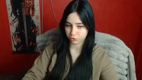 Mia online show from March 15, 12:30 pm