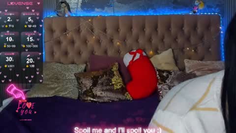 MissMillss online show from January 16, 12:31 pm