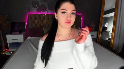 MissMillss online show from January 9, 6:38 am