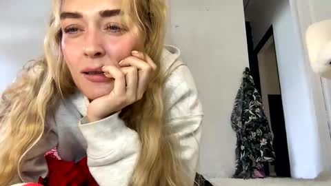 Miss Natural online show from June 10, 1:32 pm