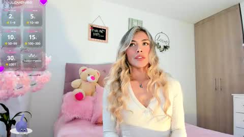 ... Independent model online show from October 1, 5:39 am