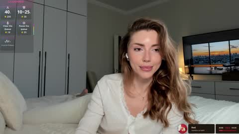 You can call me Pretty online show from October 24, 12:39 pm