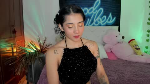  Natalie Texass indepedent model online show from January 1, 9:09 pm