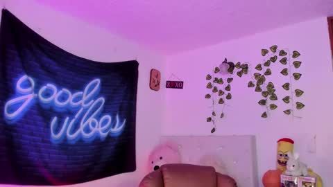  Natalie Texass indepedent model online show from March 10, 3:33 am