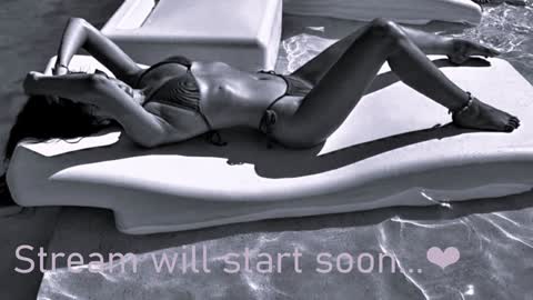 Snapshot of missvanessa0 chatting on February 8, 10:07 am .Vanessa. online show from February 8, 10:07 am