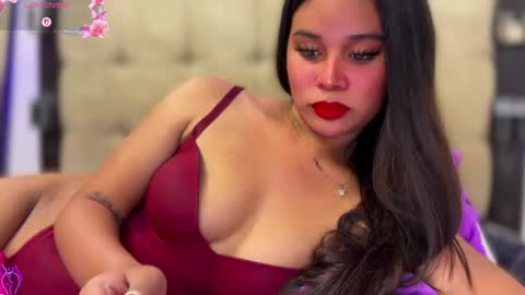 Miss. Thalia online show from July 5, 2:57 pm