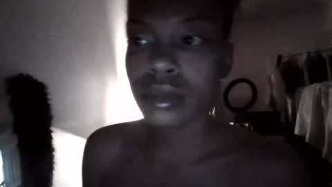 MissV.s online show from August 3, 3:30 am