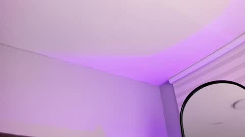 Miss online show from October 5, 9:44 pm