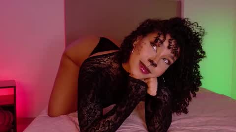 Missy Gainer online show from October 31, 9:15 pm