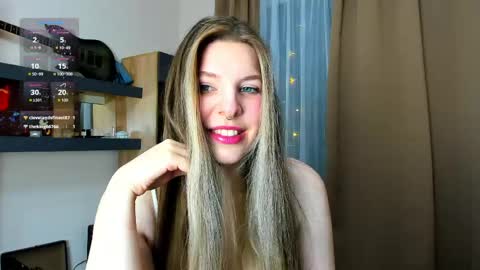 Anya online show from May 17, 9:24 pm