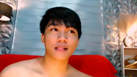 Snapshot of mister_officer chatting on December 14, 2:00 pm SAINT SACHI will make your day online show from December 14, 2:00 pm