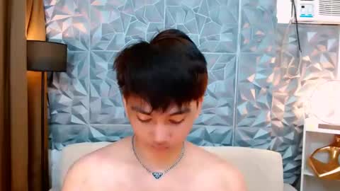 Snapshot of mister_officer chatting on February 19, 5:16 am SAINT SACHI will make your day online show from February 19, 5:16 am