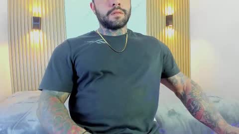 venom online show from December 18, 7:20 pm