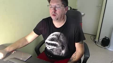 mistercoeur online show from November 1, 8:46 am