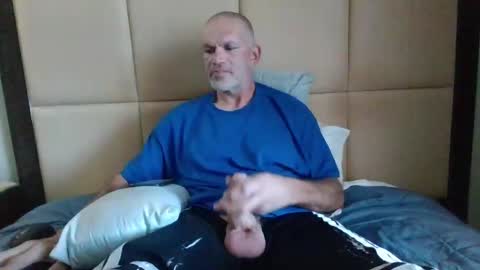 Mister81 online show from October 6, 9:32 pm