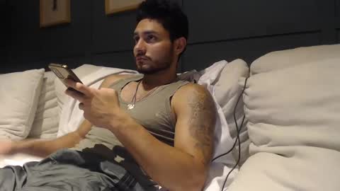 mistersam33 online show from January 12, 5:24 am