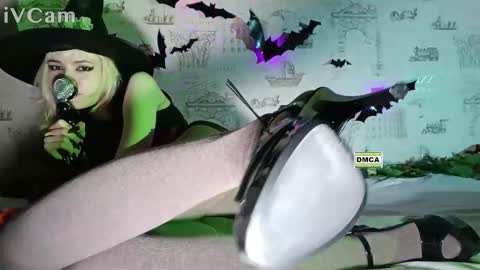 mistr_daria_femdom online show from October 15, 7:04 pm