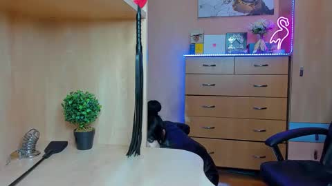 Mistress Kristi online show from February 21, 5:31 pm