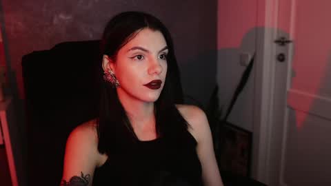 Snapshot of mistress_rochelle chatting on December 1, 4:53 pm Miss Rochelle online show from December 1, 4:53 pm