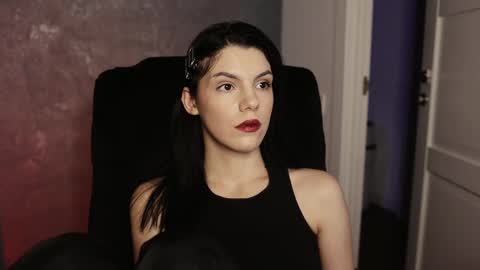Snapshot of mistress_rochelle chatting on February 17, 5:12 pm Miss Rochelle online show from February 17, 5:12 pm
