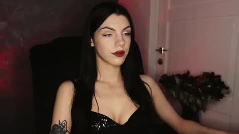 Snapshot of mistress_rochelle chatting on October 7, 12:56 pm Miss Rochelle online show from October 7, 12:56 pm