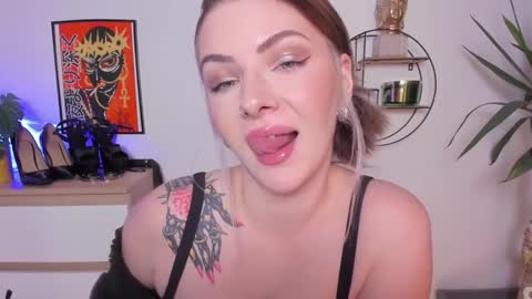 SANDY online show from January 10, 4:20 pm