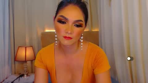 Leah online show from April 11, 12:48 am