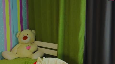 alice online show from February 2, 8:08 pm