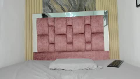 MITCHELL online show from January 29, 11:04 pm