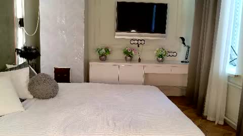 Mila online show from June 27, 5:35 am