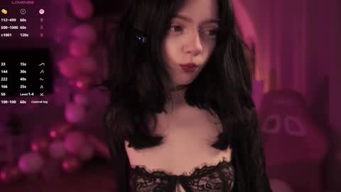 Yuka online show from February 13, 6:55 pm