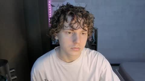 MeowMiku online show from February 23, 6:54 pm