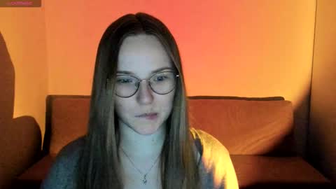 Miya online show from December 15, 5:53 pm