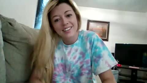 mizzymay10101 online show from February 27, 2:31 pm