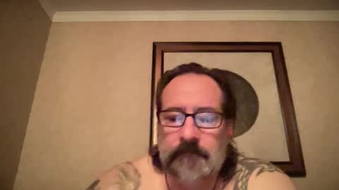 mmancini63 online show from April 14, 8:39 am