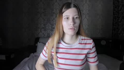 Lili online show from October 28, 9:43 am