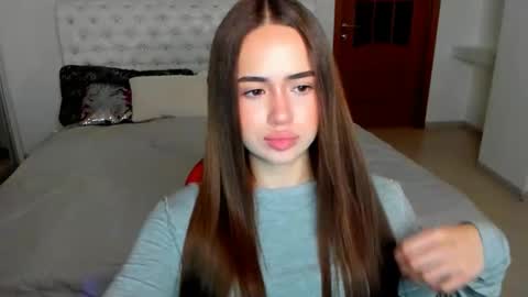 Beata online show from October 5, 6:04 pm