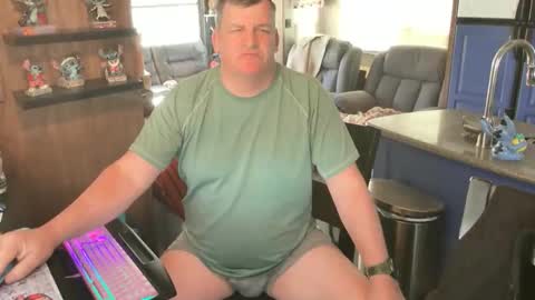 mmmthatsfunnn online show from February 25, 8:34 pm