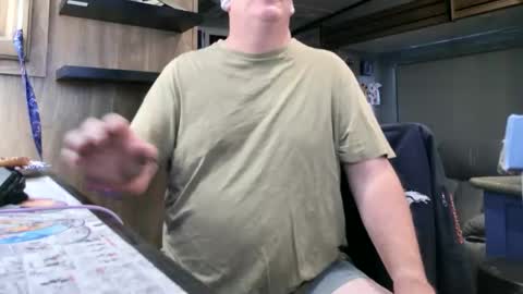 mmmthatsfunnn online show from May 22, 1:34 am