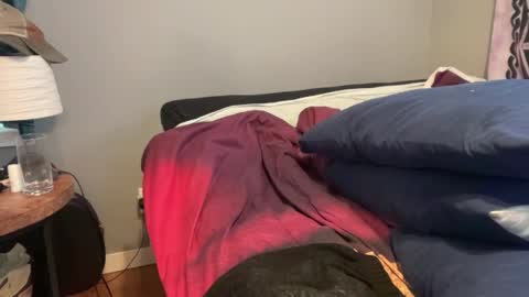 MNTuiLa online show from February 8, 3:10 pm