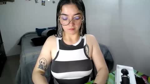 Sam online show from October 28, 11:00 am