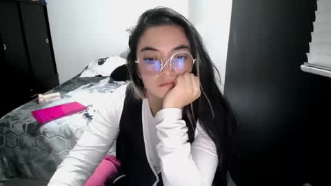 Sam online show from February 3, 6:51 am