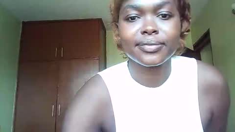 Snapshot of moch4_merylin chatting on September 20, 1:25 pm moch4_merylin online show from September 20, 1:25 pm